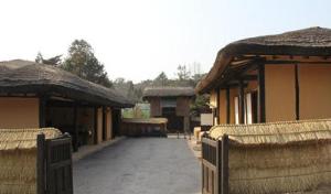 沈阳、平壤、板门店、开城、妙香山、南浦6日游